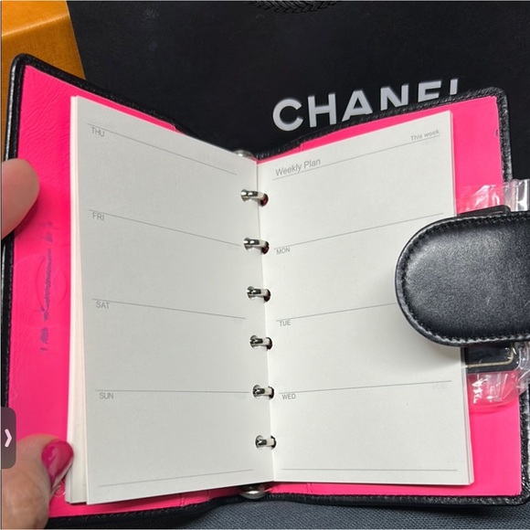 CHANEL Cambon Leather Wallet Agenda - Picture 5 of 13